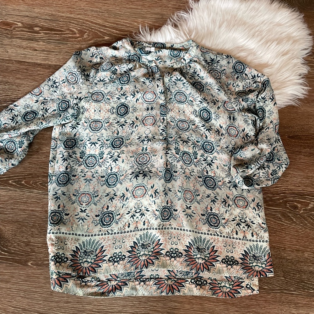 Maurice’s light airy Floral Tunic Top ~ Tab Sleeve ~ XL